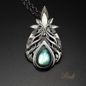 Divine Dance - Fine Silver Pendant With Labradorite