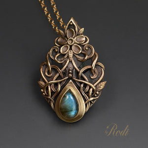 Freedom - Bronze Pendant With Labradorite