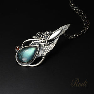 Path Of Wisdom – Custom Made Silver Pendant