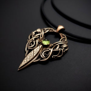 Sagesse - Bronze pendant with Peridot stone