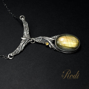 Timeless - Fine Silver Pendant With Labradorite / Citrine