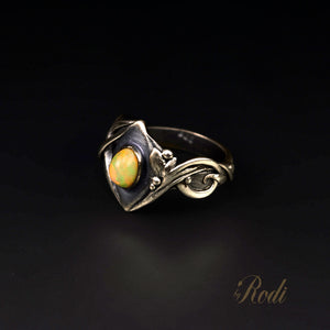 Ubuntu A Tribal Dream - Sterling Silver Ring With Natural Fire Opal