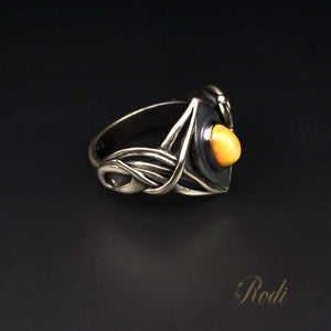 Ubuntu A Tribal Dream - Sterling Silver Ring With Natural Fire Opal