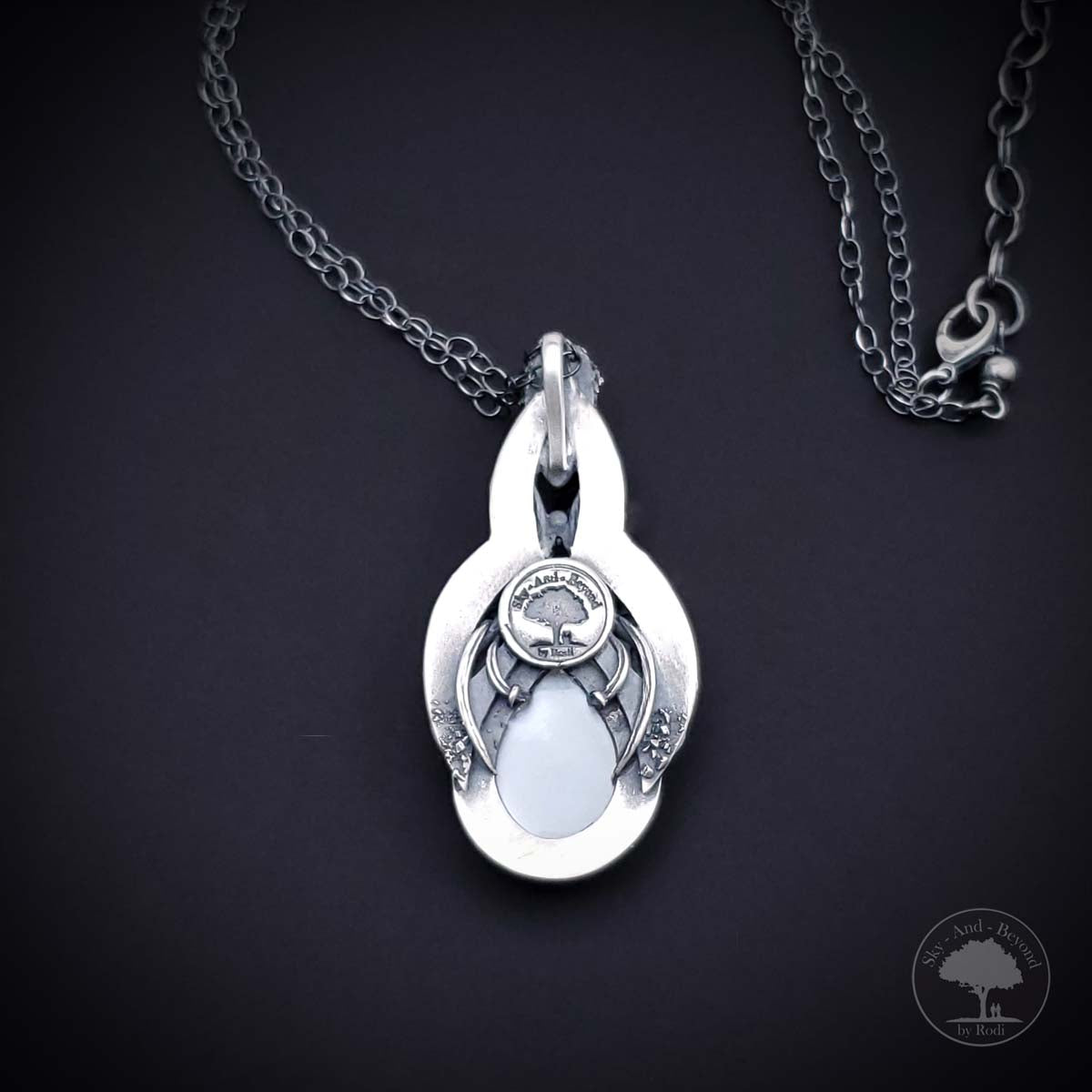 Ardor - Fine Silver Pendant With Moonstone
