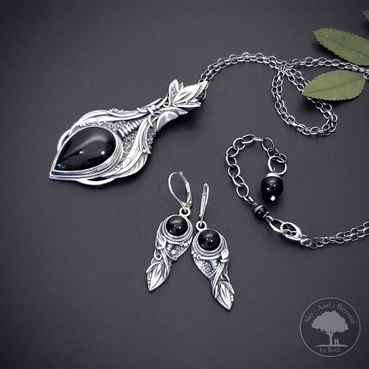 Clarity - Fine Silver With Onyx Pendant Earrings Set