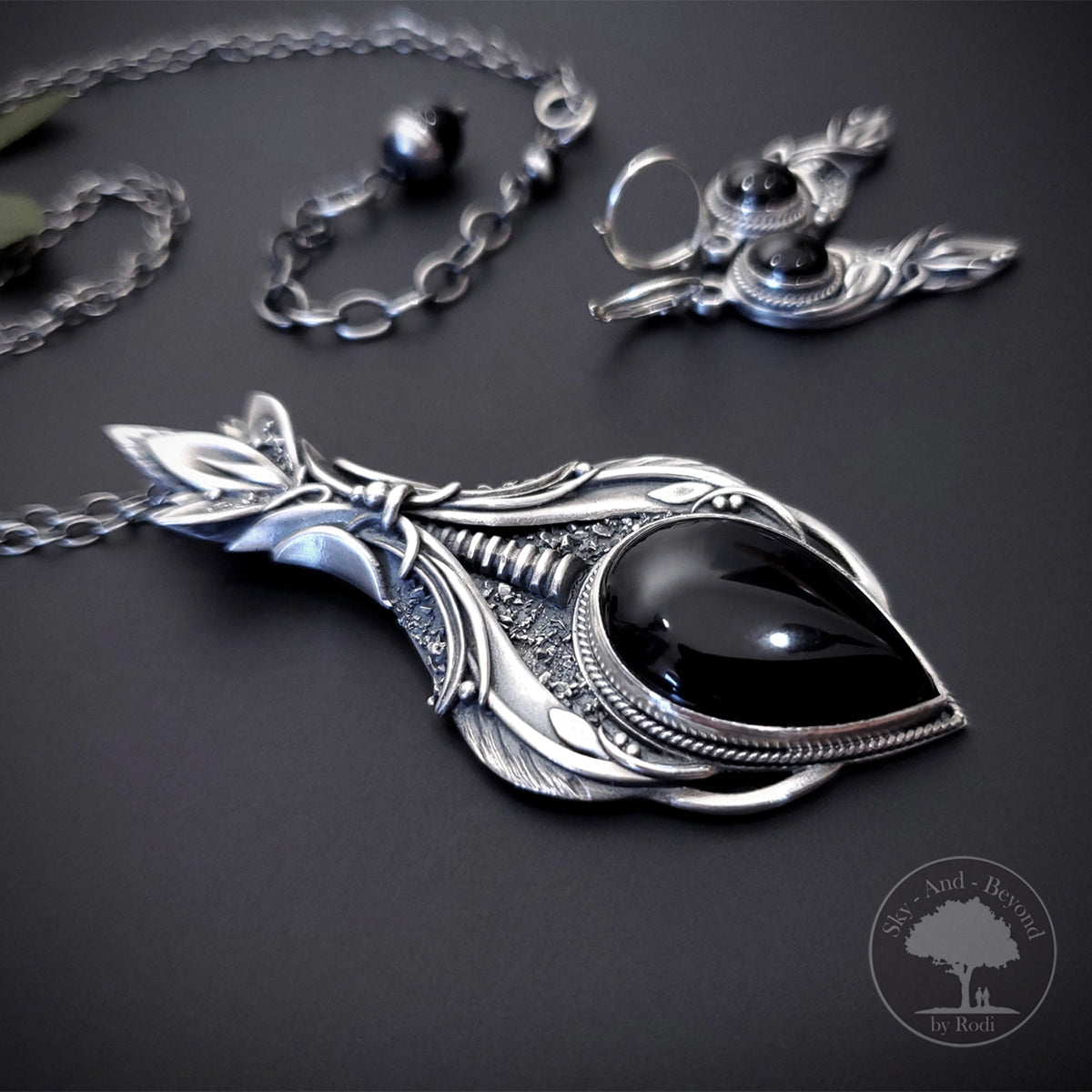 Clarity - Fine Silver With Onyx Pendant Earrings Set