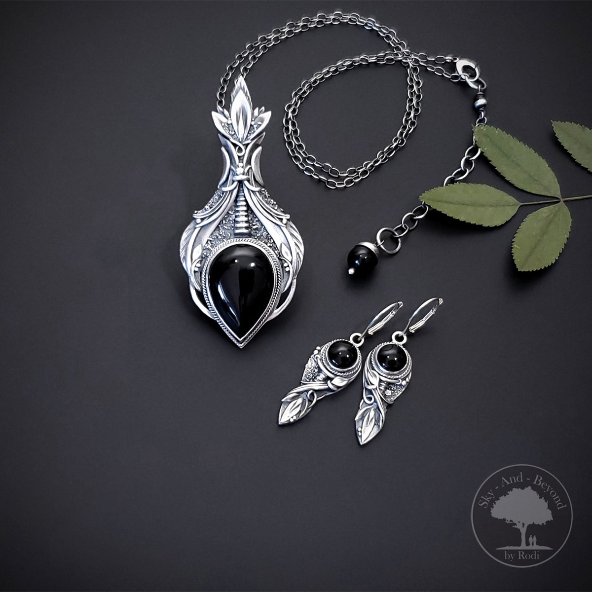 Clarity - Fine Silver With Onyx Pendant Earrings Set