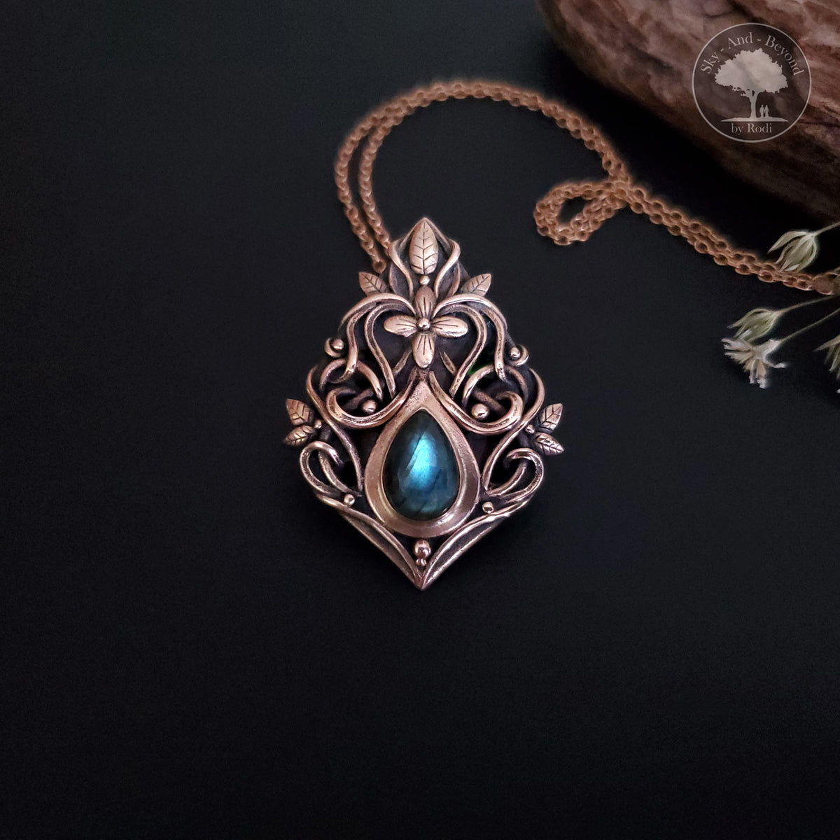 Truth - Bronze Pendant With Labradorite