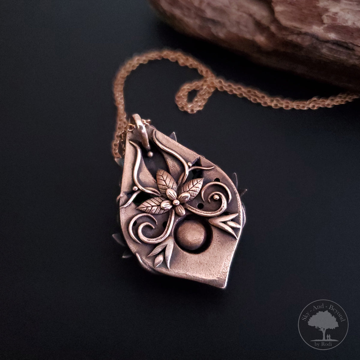 Truth - Bronze Pendant With Labradorite