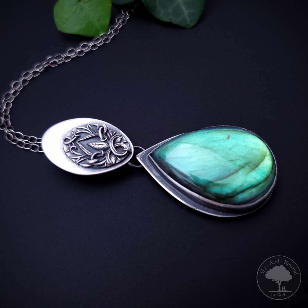 Forest Spirit - Fine Silver Pendant With Labradorite