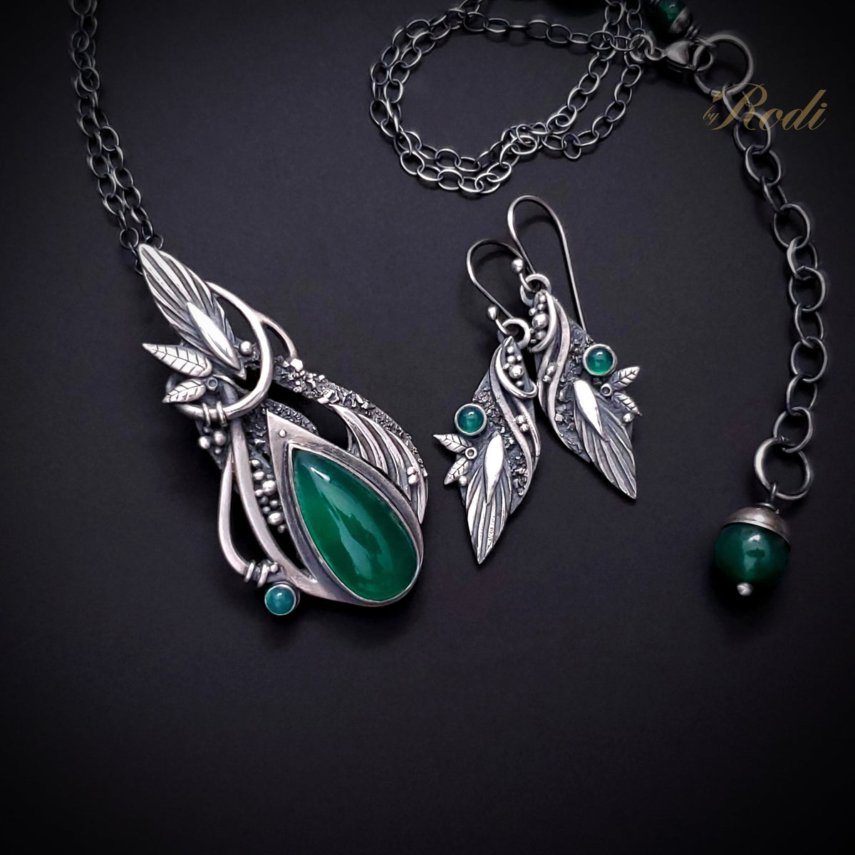 Serenity - Fine Silver Pendant / Complementing Earrings Set With Green Onyx