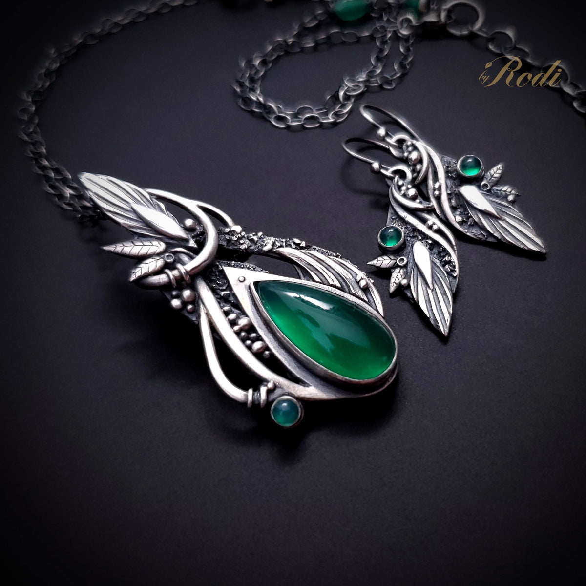 Serenity - Fine Silver Pendant / Complementing Earrings Set With Green Onyx