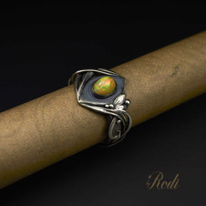 Ubuntu A Tribal Dream - Sterling Silver Ring With Natural Fire Opal
