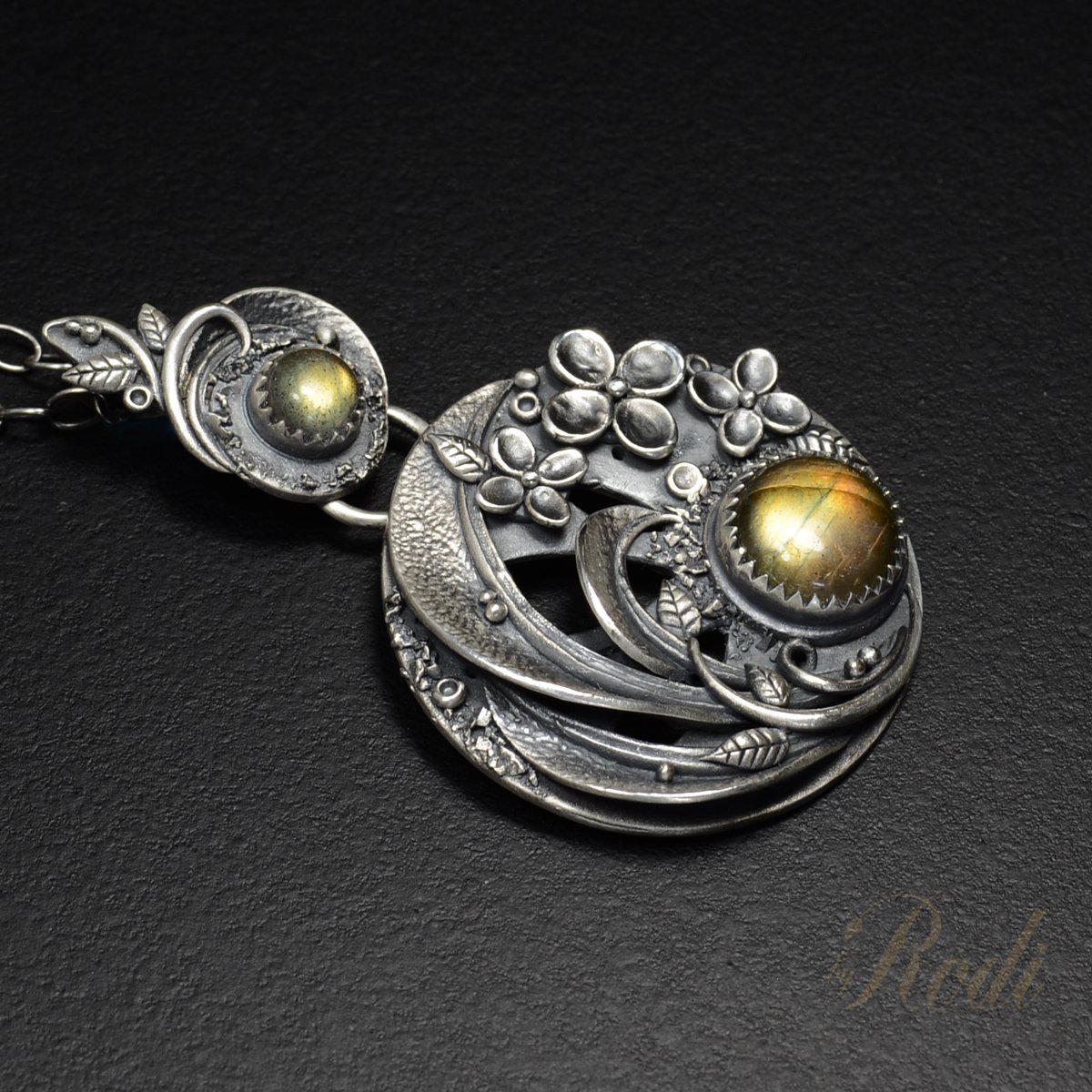 Wind Of Change - Fine Silver With Labradorite Floral Pendant